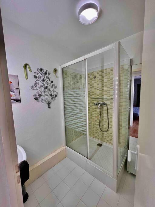 Appartement Sur Le Port. *